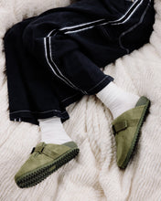 Load image into Gallery viewer, Haven Mule