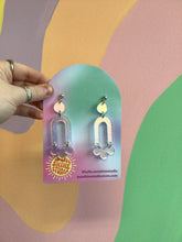 Load image into Gallery viewer, Anniversary Arch Earrings