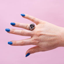 Load image into Gallery viewer, Titanium Chunky Spiral Ring