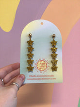Load image into Gallery viewer, Glimmering Statement Star Earrings