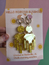 Load image into Gallery viewer, Bold Statement Earrings