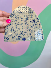 Load image into Gallery viewer, Traveling Earring Holder
