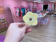 Load image into Gallery viewer, Crochet Small Flower Scrunchies