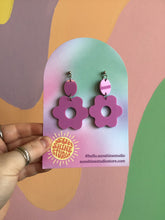 Load image into Gallery viewer, Flowers For Friends