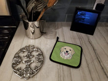 Load image into Gallery viewer, Green Checkered Golden Retriever Pot Holders - Set of 2 - Heat-Resistant Kitchen Essentials BB1137PTHD