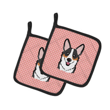 Load image into Gallery viewer, Checkerboard Pink Corgi Pot Holders - Set of 2 - Heat-Resistant Kitchen Essentials BB1255PTHD