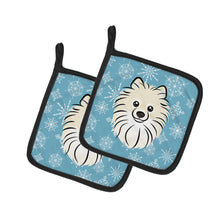 Load image into Gallery viewer, Snowflake Pomeranian Pot Holders - Set of 2 - Heat-Resistant Kitchen Essentials BB1641PTHD