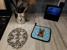 Load image into Gallery viewer, Snowflake German Shepherd Pot Holders - Set of 2 - Heat-Resistant Kitchen Essentials BB1645PTHD
