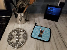 Load image into Gallery viewer, Snowflake Doberman Pot Holders - Set of 2 - Heat-Resistant Kitchen Essentials BB1679PTHD