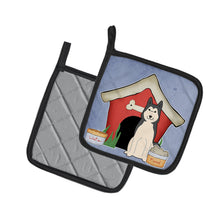 Load image into Gallery viewer, Dog House Collection West Siberian Laika Spitz Pot Holders - Set of 2 - Heat-Resistant Kitchen Essentials
