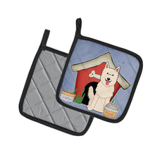 Load image into Gallery viewer, Dog House Collection White German Shepherd Pot Holders - Set of 2 - Heat-Resistant Kitchen Essentials