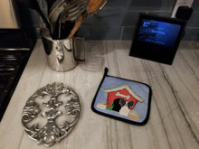 Load image into Gallery viewer, Dog House Collection Papillon Black White Pot Holders - Set of 2 - Heat-Resistant Kitchen Essentials