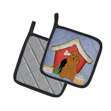 Load image into Gallery viewer, Dog House Collection Cocker Spaniel Red Pot Holders - Set of 2 - Heat-Resistant Kitchen Essentials BB2849PTHD