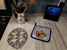 Load image into Gallery viewer, Dog House Collection Pekingnese Tan Pot Holders - Set of 2 - Heat-Resistant Kitchen Essentials