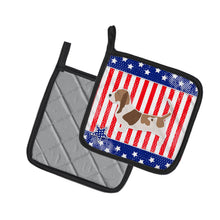 Load image into Gallery viewer, USA Patriotic Basset Hound Pot Holders - Set of 2 - Heat-Resistant Kitchen Essentials BB3302PTHD