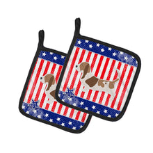 Load image into Gallery viewer, USA Patriotic Basset Hound Pot Holders - Set of 2 - Heat-Resistant Kitchen Essentials BB3302PTHD