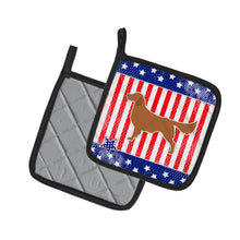 Load image into Gallery viewer, USA Patriotic Golden Retriever Pot Holders - Set of 2 - Heat-Resistant Kitchen Essentials BB3304PTHD