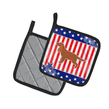 Load image into Gallery viewer, USA Patriotic English Cocker Spaniel Pot Holders - Set of 2 - Heat-Resistant Kitchen Essentials BB3312PTHD