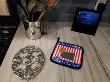 Load image into Gallery viewer, USA Patriotic Yorkshire Terrier Yorkie Pot Holders - Set of 2 - Heat-Resistant Kitchen Essentials BB3334PTHD