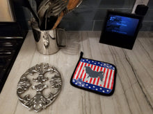 Load image into Gallery viewer, USA Patriotic Lowchen Pot Holders - Set of 2 - Heat-Resistant Kitchen Essentials BB3335PTHD