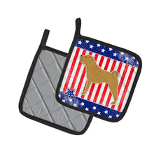 Load image into Gallery viewer, USA Patriotic Shar Pei Pot Holders - Set of 2 - Heat-Resistant Kitchen Essentials BB3352PTHD
