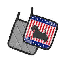 Load image into Gallery viewer, USA Patriotic Scottish Terrier Pot Holders - Set of 2 - Heat-Resistant Kitchen Essentials BB3369PTHD
