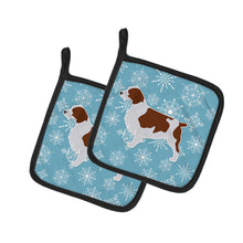 Load image into Gallery viewer, Winter Snowflake Welsh Springer Spaniel Pot Holders - Set of 2 - Heat-Resistant Kitchen Essentials BB3500PTHD