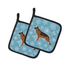 Load image into Gallery viewer, Winter Snowflake German Shepherd Pot Holders - Set of 2 - Heat-Resistant Kitchen Essentials BB3524PTHD