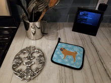 Load image into Gallery viewer, Winter Snowflake Pug Pot Holders - Set of 2 - Heat-Resistant Kitchen Essentials BB3547PTHD