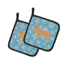 Load image into Gallery viewer, Winter Snowflake Dogue de Bordeaux Pot Holders - Set of 2 - Heat-Resistant Kitchen Essentials BB3570PTHD