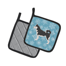 Load image into Gallery viewer, Winter Snowflake Siberian Husky Pot Holders - Set of 2 - Heat-Resistant Kitchen Essentials BB3580PTHD