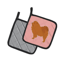 Load image into Gallery viewer, Chow Chow Checkerboard Pink Pot Holders - Set of 2 - Heat-Resistant Kitchen Essentials BB3651PTHD