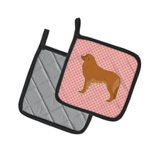 Load image into Gallery viewer, Leonberger Checkerboard Pink Pot Holders - Set of 2 - Heat-Resistant Kitchen Essentials BB3658PTHD