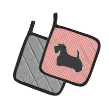 Load image into Gallery viewer, Scottish Terrier Checkerboard Pink Pot Holders - Set of 2 - Heat-Resistant Kitchen Essentials BB3669PTHD