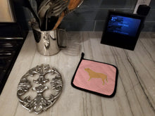 Load image into Gallery viewer, Dogue de Bordeaux Checkerboard Pink Pot Holders - Set of 2 - Heat-Resistant Kitchen Essentials BB3670PTHD