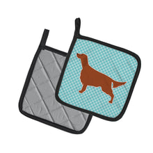 Load image into Gallery viewer, Irish Setter  Checkerboard Blue Pot Holders - Set of 2 - Heat-Resistant Kitchen Essentials BB3693PTHD
