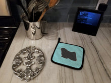Load image into Gallery viewer, Puli Checkerboard Blue Pot Holders - Set of 2 - Heat-Resistant Kitchen Essentials BB3763PTHD