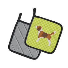 Load image into Gallery viewer, Beagle Checkerboard Green Pot Holders - Set of 2 - Heat-Resistant Kitchen Essentials BB3810PTHD