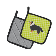 Load image into Gallery viewer, Sheltie/Shetland Sheepdog Checkerboard Green Pot Holders - Set of 2 - Heat-Resistant Kitchen Essentials BB3830PTHD