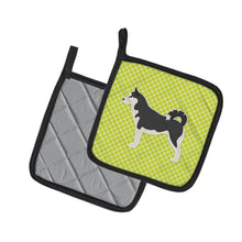 Load image into Gallery viewer, Siberian Husky Checkerboard Green Pot Holders - Set of 2 - Heat-Resistant Kitchen Essentials BB3880PTHD