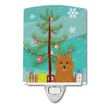 Load image into Gallery viewer, Merry Christmas Tree Norwich Terrier Ceramic Night Light BB4145CNL