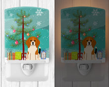 Load image into Gallery viewer, Merry Christmas Tree Beagle Tricolor Ceramic Night Light BB4165CNL