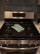 Load image into Gallery viewer, Christmas Corgi Oven Mitt BB4760OVMT