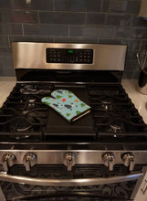 Load image into Gallery viewer, Christmas Poodle Oven Mitt BB4863OVMT