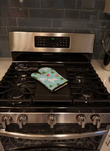 Load image into Gallery viewer, Christmas Bichon Frise Oven Mitt BB4869OVMT