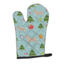 Load image into Gallery viewer, Christmas Chihuahua Oven Mitt BB4874OVMT