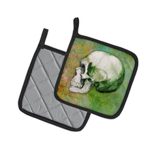 Load image into Gallery viewer, Day of the Dead Green Skull Pot Holders - Set of 2 - Heat-Resistant Kitchen Essentials BB5122PTHD