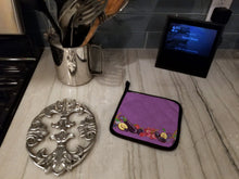 Load image into Gallery viewer, Fruits and Vegetables in Purple Pot Holders - Set of 2 - Heat-Resistant Kitchen Essentials BB5132PTHD