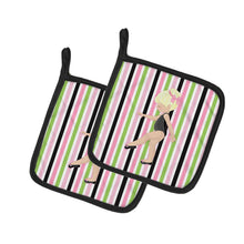 Load image into Gallery viewer, Ballerina Blonde Point Pot Holders - Set of 2 - Heat-Resistant Kitchen Essentials BB5160PTHD