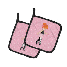 Load image into Gallery viewer, Ballerina Red Head Releve Pot Holders - Set of 2 - Heat-Resistant Kitchen Essentials BB5168PTHD